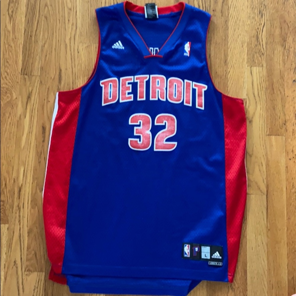 Detroit Pistons basketball jersey